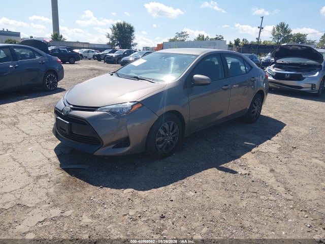 Toyota COROLLA LE 2019 2T1BURHE8KC177521 Image 2