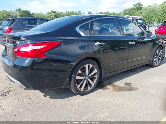 Auction sale of the 2016 Nissan Altima 2.5 Sr, vin: 1N4AL3AP1GC284004, lot number: 45966599