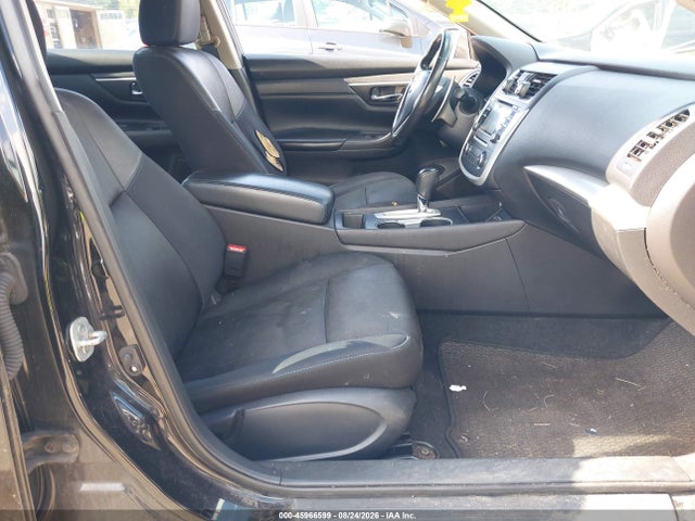 Auction sale of the 2016 Nissan Altima 2.5 Sr, vin: 1N4AL3AP1GC284004, lot number: 45966599