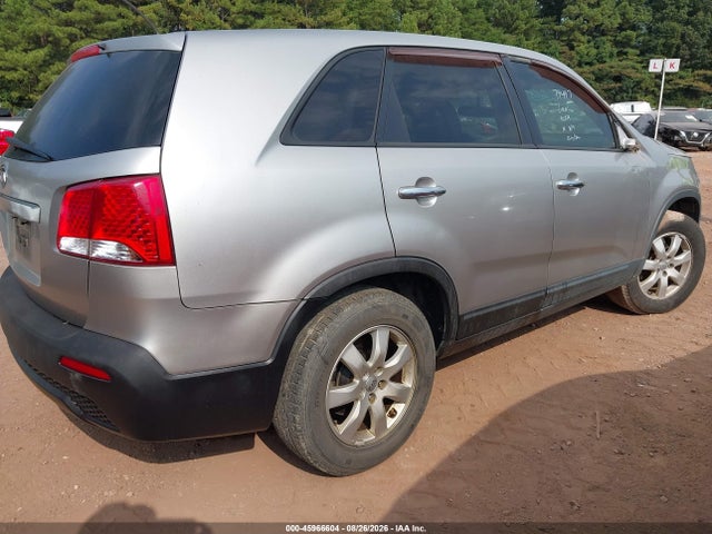 Продаж на аукціоні авто 2013 Kia Sorento Lx, vin: 5XYKT3A13DG332992, номер лоту: 45966604