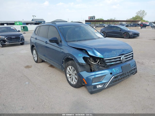 Продаж на аукціоні авто 2018 Volkswagen Tiguan 2.0t S, vin: 3VV1B7AX9JM011744, номер лоту: 45966618