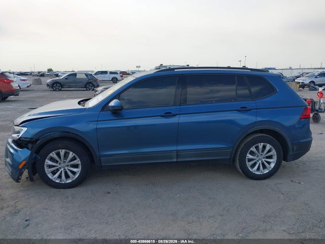 Продаж на аукціоні авто 2018 Volkswagen Tiguan 2.0t S, vin: 3VV1B7AX9JM011744, номер лоту: 45966618