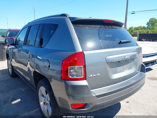 2011 Jeep Compass მანქანა იყიდება აუქციონზე, vin: 1J4NF1FB8BD235190, აუქციონის ნომერი: 45966630