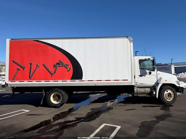 2018 Hino 338 Box Truck მანქანა იყიდება აუქციონზე, vin: 5PVNV8JR4J4S51228, აუქციონის ნომერი: 45966652