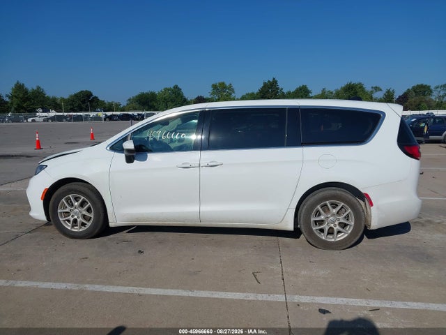 Продаж на аукціоні авто 2023 Chrysler Pacifica Touring L, vin: 2C4RC1BG9PR616018, номер лоту: 45966660