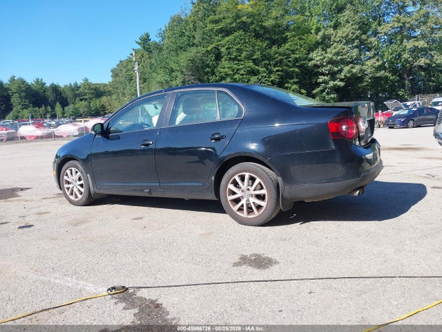 2010 Volkswagen Jetta Limited Edition მანქანა იყიდება აუქციონზე, vin: 3VWRZ7AJ3AM105348, აუქციონის ნომერი: 45966726
