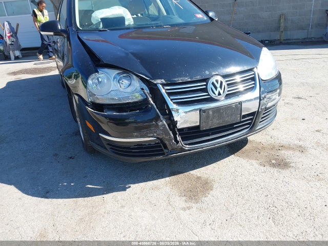 2010 Volkswagen Jetta Limited Edition მანქანა იყიდება აუქციონზე, vin: 3VWRZ7AJ3AM105348, აუქციონის ნომერი: 45966726