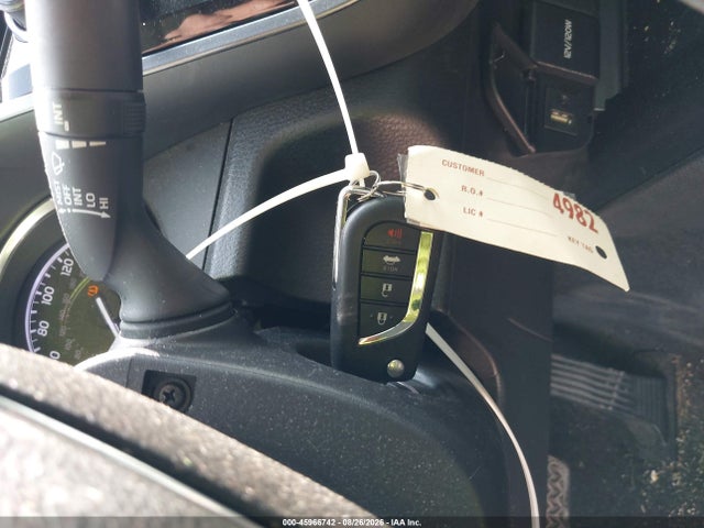 45966742 :رقم المزاد ، 4T1B11HK2JU103797 vin ، 2018 Toyota Camry Se مزاد بيع