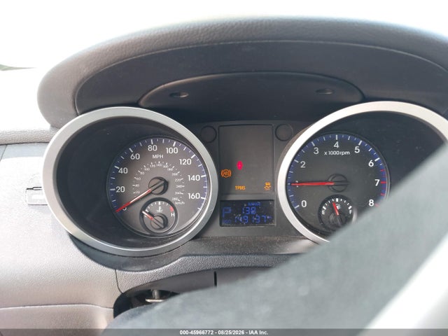 2010 Hyundai Genesis 3.8 მანქანა იყიდება აუქციონზე, vin: KMHHU6KH7AU017865, აუქციონის ნომერი: 45966772