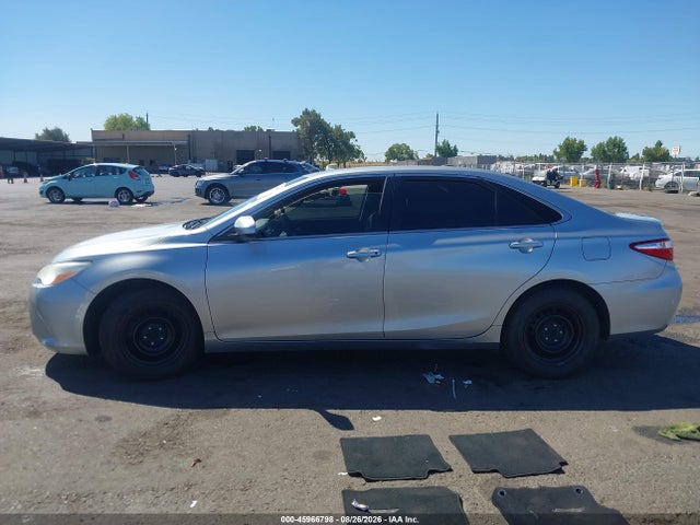 Продаж на аукціоні авто 2017 Toyota Camry Le, vin: 4T1BF1FK2HU438878, номер лоту: 45966798