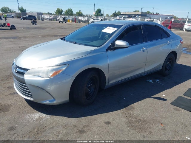 Продаж на аукціоні авто 2017 Toyota Camry Le, vin: 4T1BF1FK2HU438878, номер лоту: 45966798