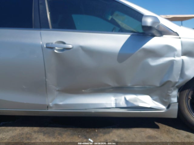 Продаж на аукціоні авто 2017 Toyota Camry Le, vin: 4T1BF1FK2HU438878, номер лоту: 45966798