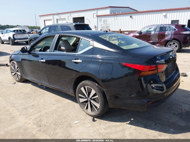 45966818 :رقم المزاد ، 1N4BL4DW0MN311951 vin ، 2021 Nissan Altima Sv Intelligent Awd مزاد بيع