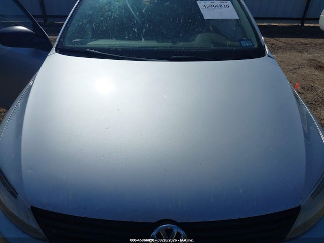 Продаж на аукціоні авто 2014 Volkswagen Jetta 2.0l S, vin: 3VW2K7AJ2EM311627, номер лоту: 45966820
