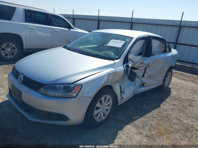 Продаж на аукціоні авто 2014 Volkswagen Jetta 2.0l S, vin: 3VW2K7AJ2EM311627, номер лоту: 45966820