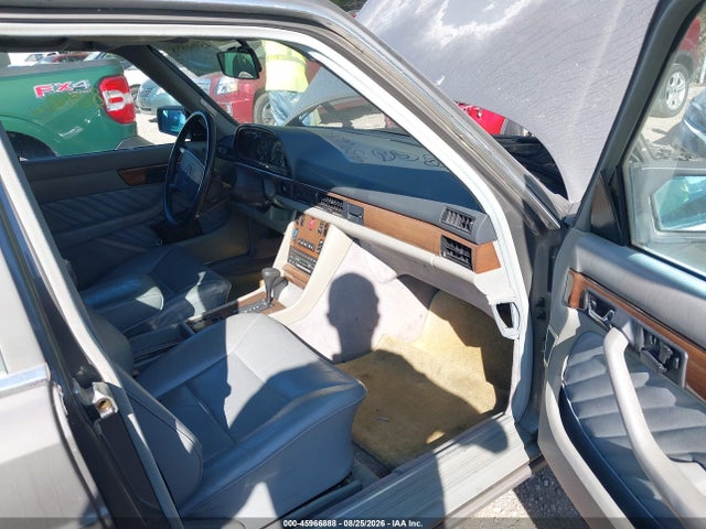 45966888 :رقم المزاد ، WDBCA24DXKA449538 vin ، 1989 Mercedes-benz 300 Se مزاد بيع