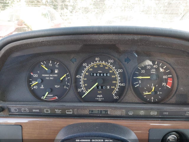 45966888 :رقم المزاد ، WDBCA24DXKA449538 vin ، 1989 Mercedes-benz 300 Se مزاد بيع