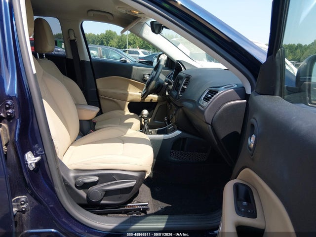 45966911 :رقم المزاد ، 3C4NJCAB6JT148582 vin ، 2018 Jeep Compass Sport Fwd مزاد بيع