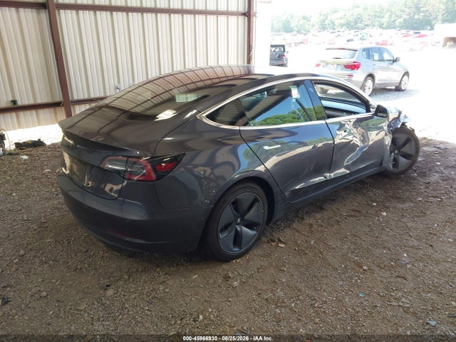 2018 Tesla Model 3 Long Range/mid Range მანქანა იყიდება აუქციონზე, vin: 5YJ3E1EA1JF153480, აუქციონის ნომერი: 45966930