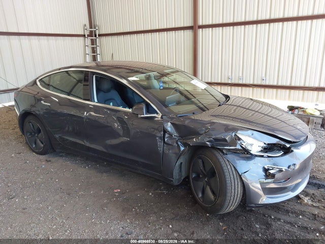 2018 Tesla Model 3 Long Range/mid Range მანქანა იყიდება აუქციონზე, vin: 5YJ3E1EA1JF153480, აუქციონის ნომერი: 45966930