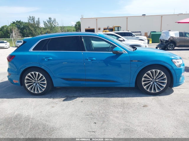 Aukcja sprzedaży 2019 Audi E-tron Premium Plus, vin: WA1VABGE5KB008242, numer aukcji: 45966966