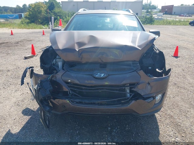 45966973 :رقم المزاد ، KM8JU3AG0FU952841 vin ، 2015 Hyundai Tucson Se مزاد بيع