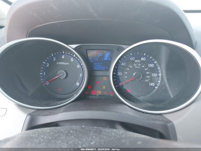 45966973 :رقم المزاد ، KM8JU3AG0FU952841 vin ، 2015 Hyundai Tucson Se مزاد بيع