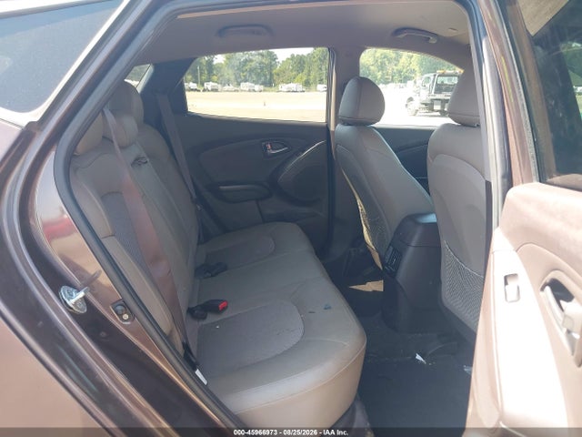 45966973 :رقم المزاد ، KM8JU3AG0FU952841 vin ، 2015 Hyundai Tucson Se مزاد بيع