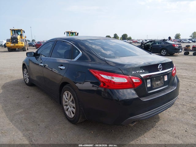 2017 Nissan Altima 2.5 S მანქანა იყიდება აუქციონზე, vin: 1N4AL3AP3HN346122, აუქციონის ნომერი: 45966997