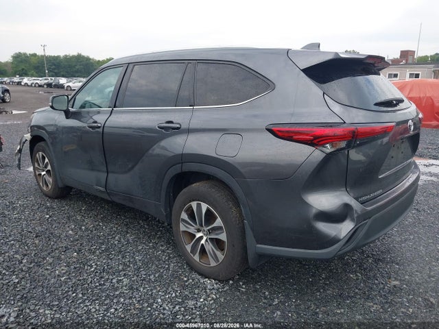 Продаж на аукціоні авто 2021 Toyota Highlander Xle, vin: 5TDGZRBH4MS525738, номер лоту: 45967010