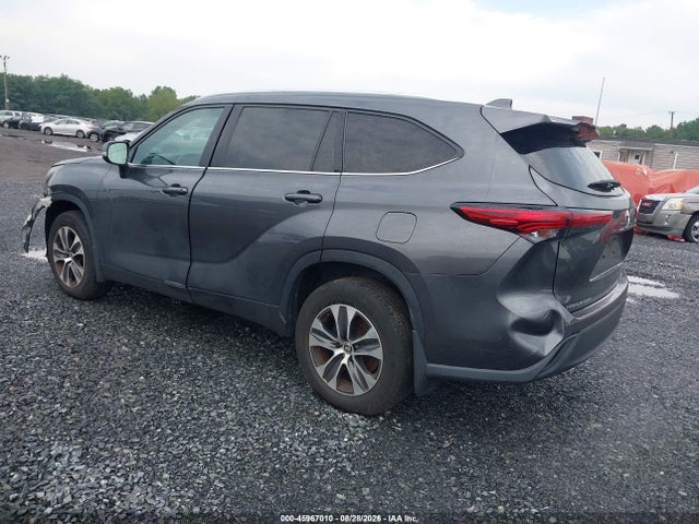 Продаж на аукціоні авто 2021 Toyota Highlander Xle, vin: 5TDGZRBH4MS525738, номер лоту: 45967010