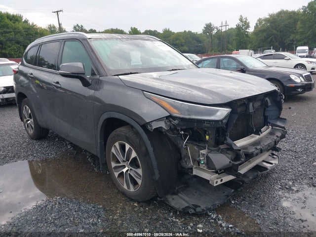 Продаж на аукціоні авто 2021 Toyota Highlander Xle, vin: 5TDGZRBH4MS525738, номер лоту: 45967010
