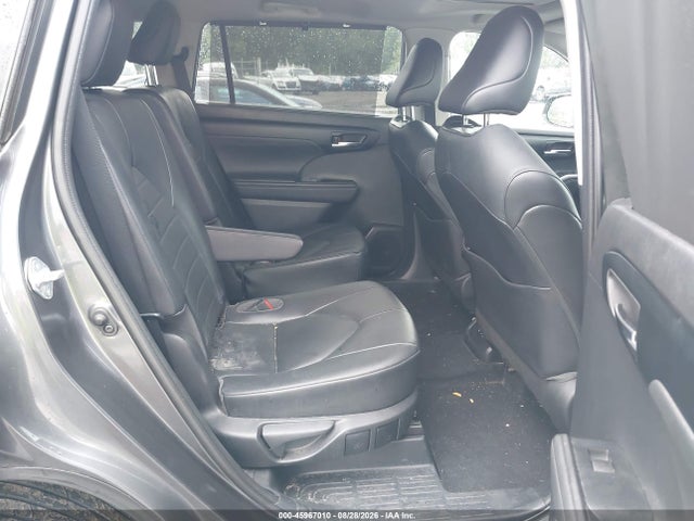 Продаж на аукціоні авто 2021 Toyota Highlander Xle, vin: 5TDGZRBH4MS525738, номер лоту: 45967010