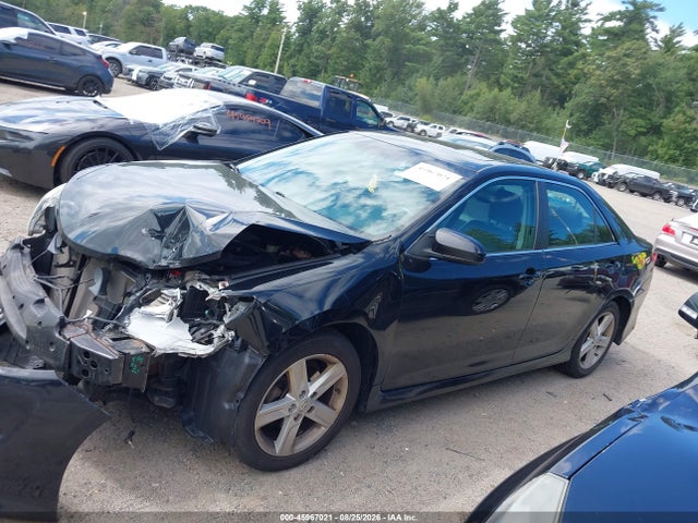 45967021 :رقم المزاد ، 4T1BF1FK3EU830764 vin ، 2014 Toyota Camry Se مزاد بيع