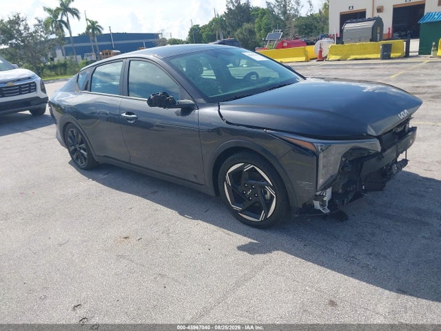 45967040 :رقم المزاد ، 3KPFU4DE6SE033302 vin ، 2025 Kia K4 Ex مزاد بيع