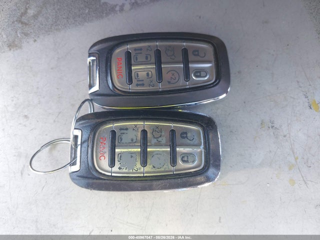 2018 Chrysler Pacifica Touring L მანქანა იყიდება აუქციონზე, vin: 2C4RC1BG9JR124421, აუქციონის ნომერი: 45967047
