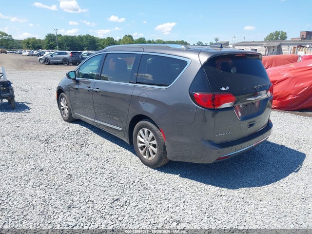 2018 Chrysler Pacifica Touring L მანქანა იყიდება აუქციონზე, vin: 2C4RC1BG9JR124421, აუქციონის ნომერი: 45967047