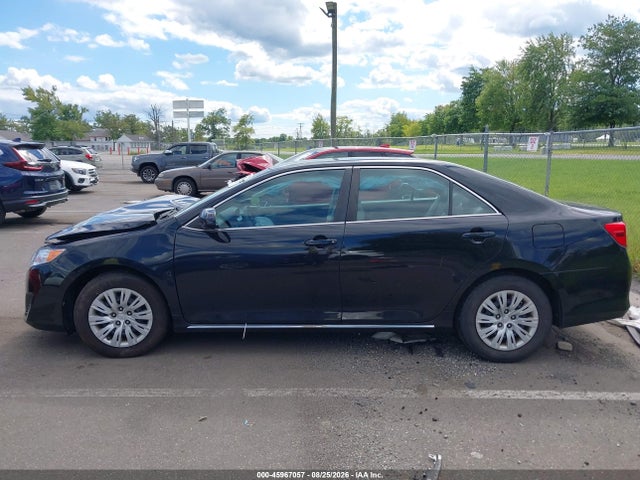 45967057 :رقم المزاد ، 4T4BF1FK9DR279695 vin ، 2013 Toyota Camry Le مزاد بيع
