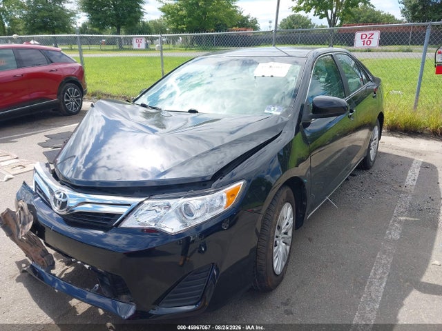 45967057 :رقم المزاد ، 4T4BF1FK9DR279695 vin ، 2013 Toyota Camry Le مزاد بيع