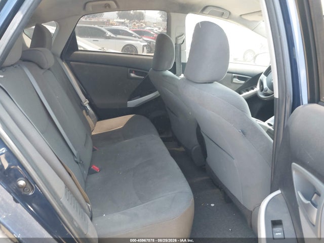 Toyota Prius Two 2014 JTDKN3DU6E0379960 Image 8