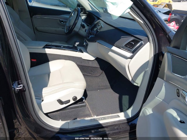 45967086 :رقم المزاد ، YV4102CK2M1671065 vin ، 2021 Volvo Xc90 T5 Momentum 7 Passenger مزاد بيع