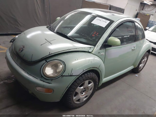 2000 Volkswagen New Beetle Gls მანქანა იყიდება აუქციონზე, vin: 3VWCC21C9YM473345, აუქციონის ნომერი: 45967156