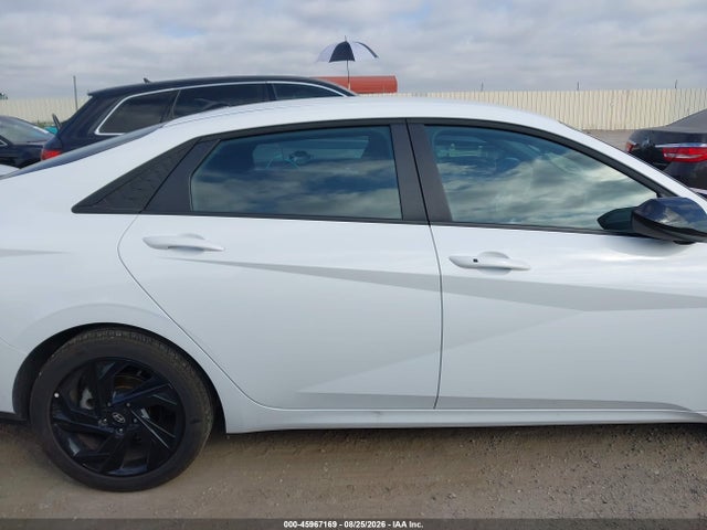 KMHLM4DG4TU212585 Hyundai Elantra Sel Sport