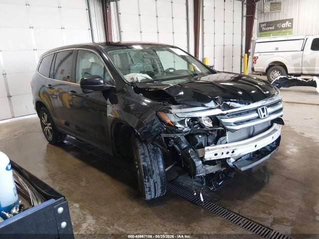 45967186 :رقم المزاد ، 5FNYF6H33HB081642 vin ، 2017 Honda Pilot Ex مزاد بيع