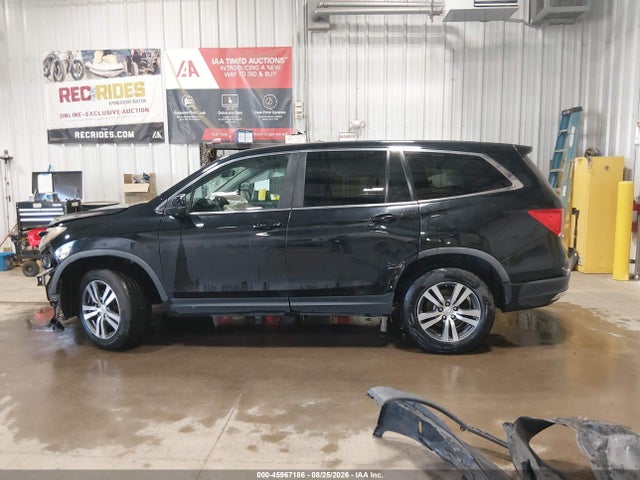 45967186 :رقم المزاد ، 5FNYF6H33HB081642 vin ، 2017 Honda Pilot Ex مزاد بيع