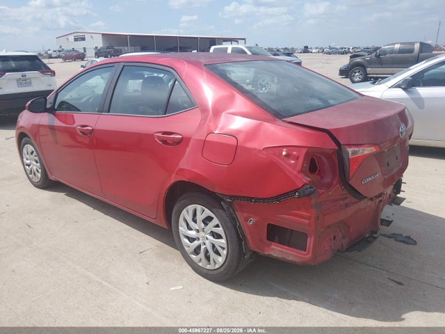 5YFBURHE2JP758852 Toyota COROLLA LE