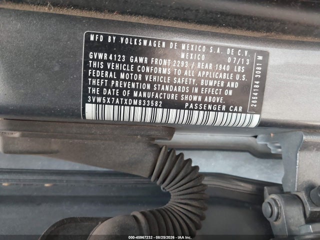 Продаж на аукціоні авто 2013 Volkswagen Beetle 2.5l, vin: 3VW5X7ATXDM833582, номер лоту: 45967232
