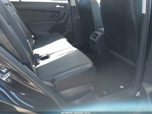 45967255 :رقم المزاد ، 3VV2B7AX6NM131463 vin ، 2022 Volkswagen Tiguan 2.0t Se مزاد بيع