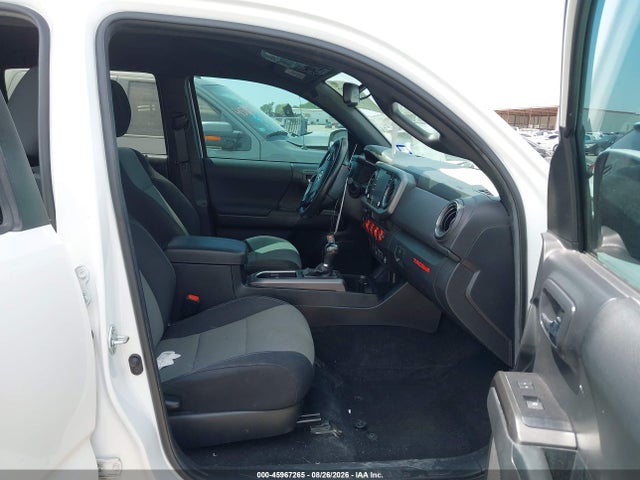 45967265 :رقم المزاد ، 3TMCZ5AN1NM484405 vin ، 2022 Toyota Tacoma Trd Off Road مزاد بيع