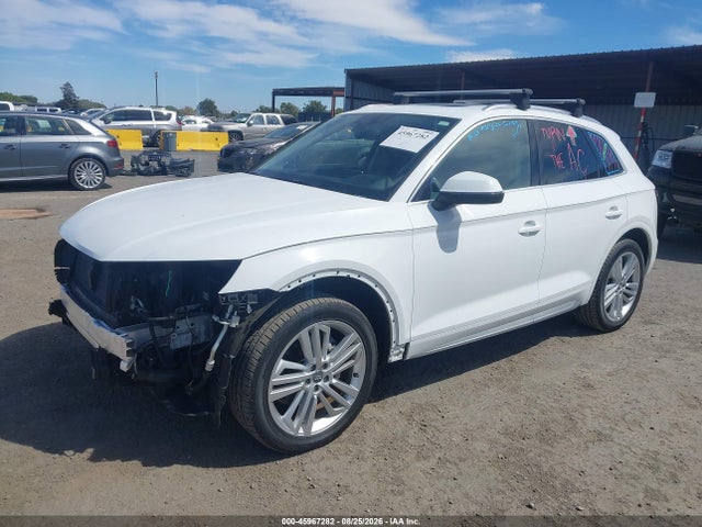 Audi Q5 45 Premium 2019 WA1BNAFY8K2074118 Image 2